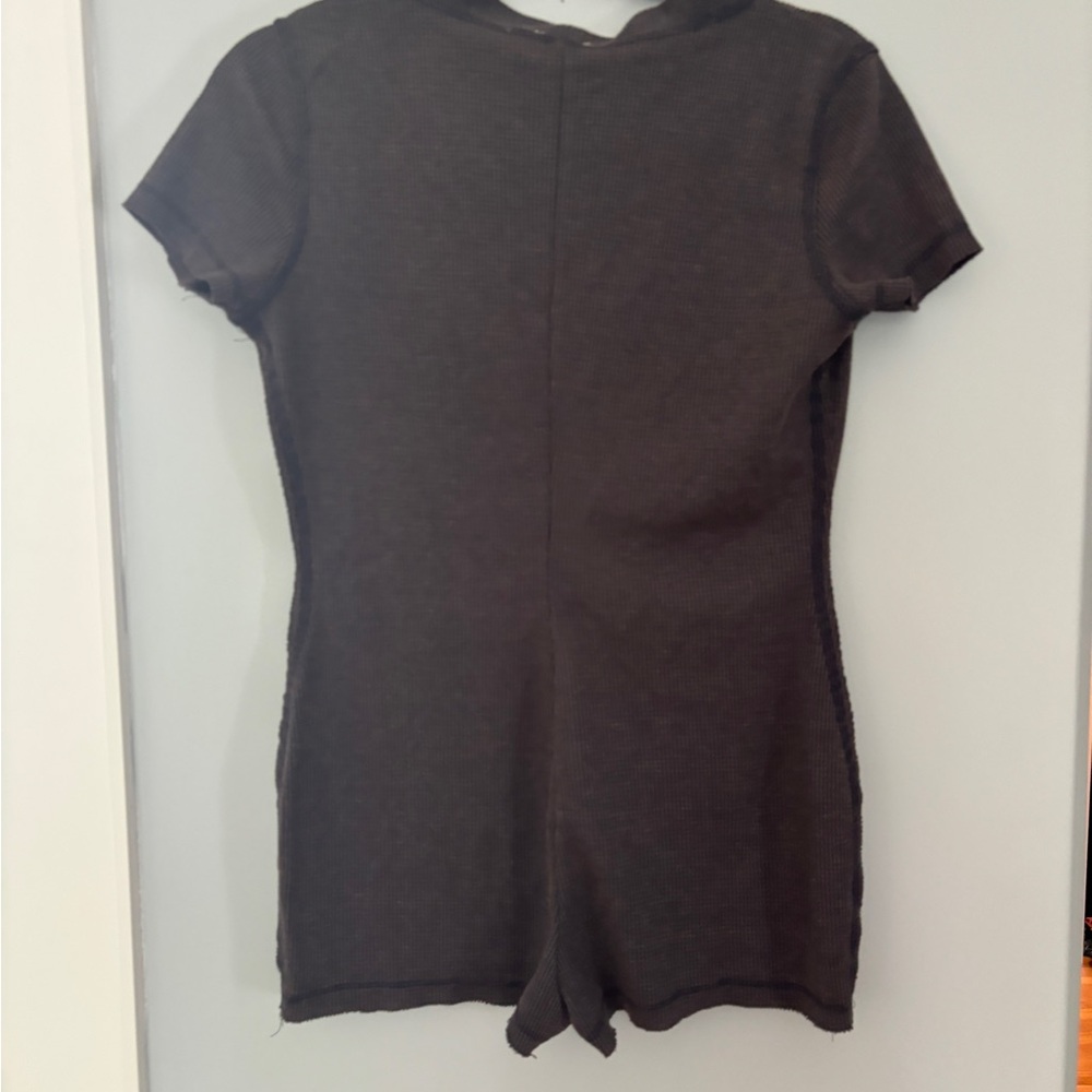 Free People Gray Fitted Buttoned Bodysuit Pajamas - Picture 2 of 3